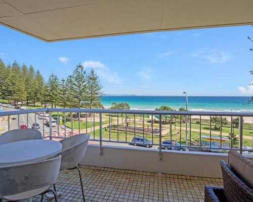 coolangatta-rainbow-bay-2bed-apartments10-2