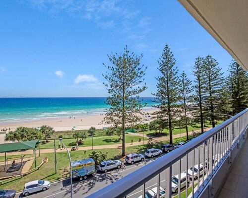 coolangatta-rainbow-bay-2bed-apartments16-1