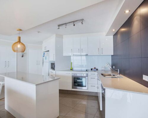 coolangatta-rainbow-bay-2bed-apartments17-3