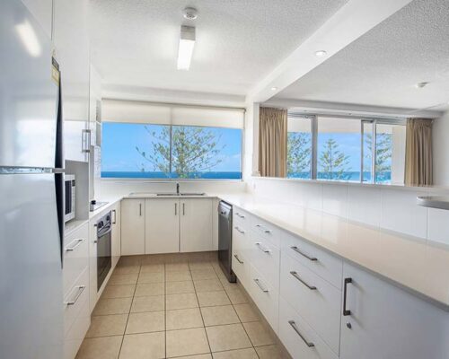 coolangatta-rainbow-bay-2bed-apartments20-6