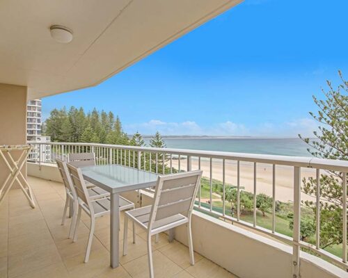 coolangatta-rainbow-bay-2bed-apartments23-2