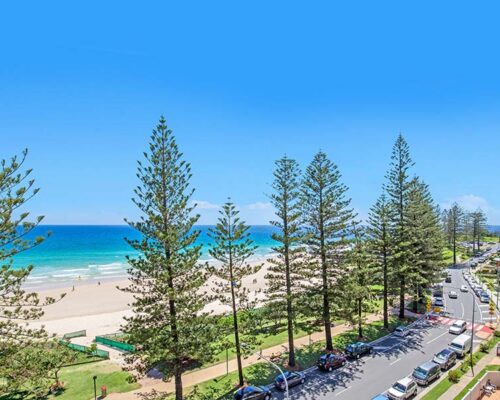 coolangatta-rainbow-bay-2bed-apartments24-1