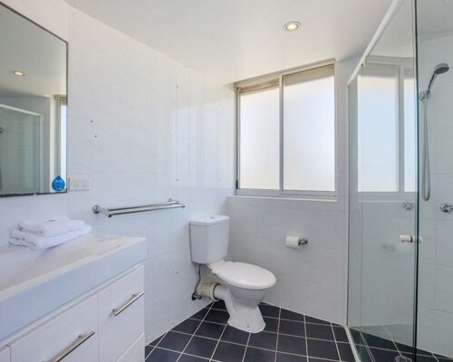 coolangatta-rainbow-bay-2bed-apartments24-5