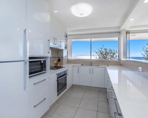 coolangatta-rainbow-bay-2bed-apartments26-5