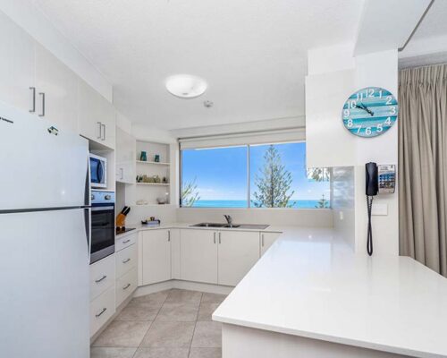 coolangatta-rainbow-bay-2bed-apartments27-5