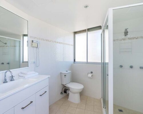 coolangatta-rainbow-bay-2bed-apartments27-6