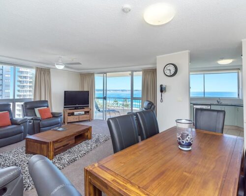 coolangatta-rainbow-bay-2bed-apartments28-2