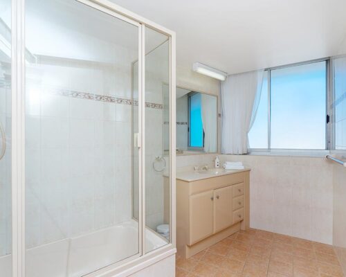 coolangatta-rainbow-bay-2bed-apartments28-8