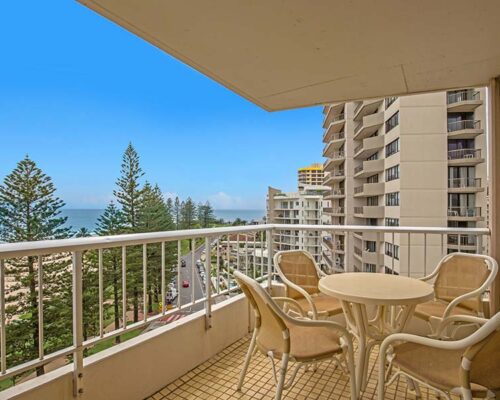 coolangatta-rainbow-bay-2bed-apartments30-2