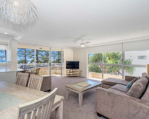 coolangatta-rainbow-bay-2bed-apartments6-2