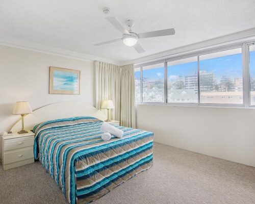 coolangatta-rainbow-bay-2bed-apartments7-9