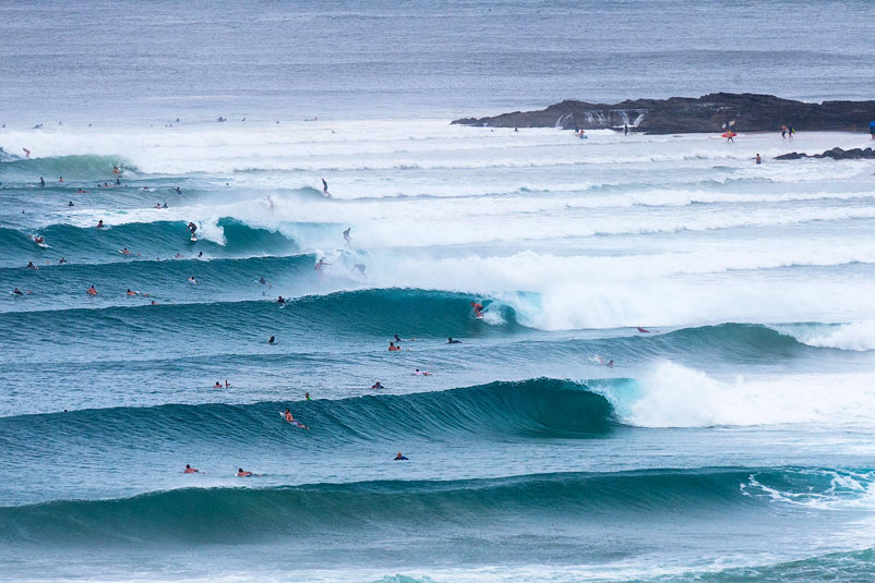 snapper-rocks-australian-surf-spot.jpg